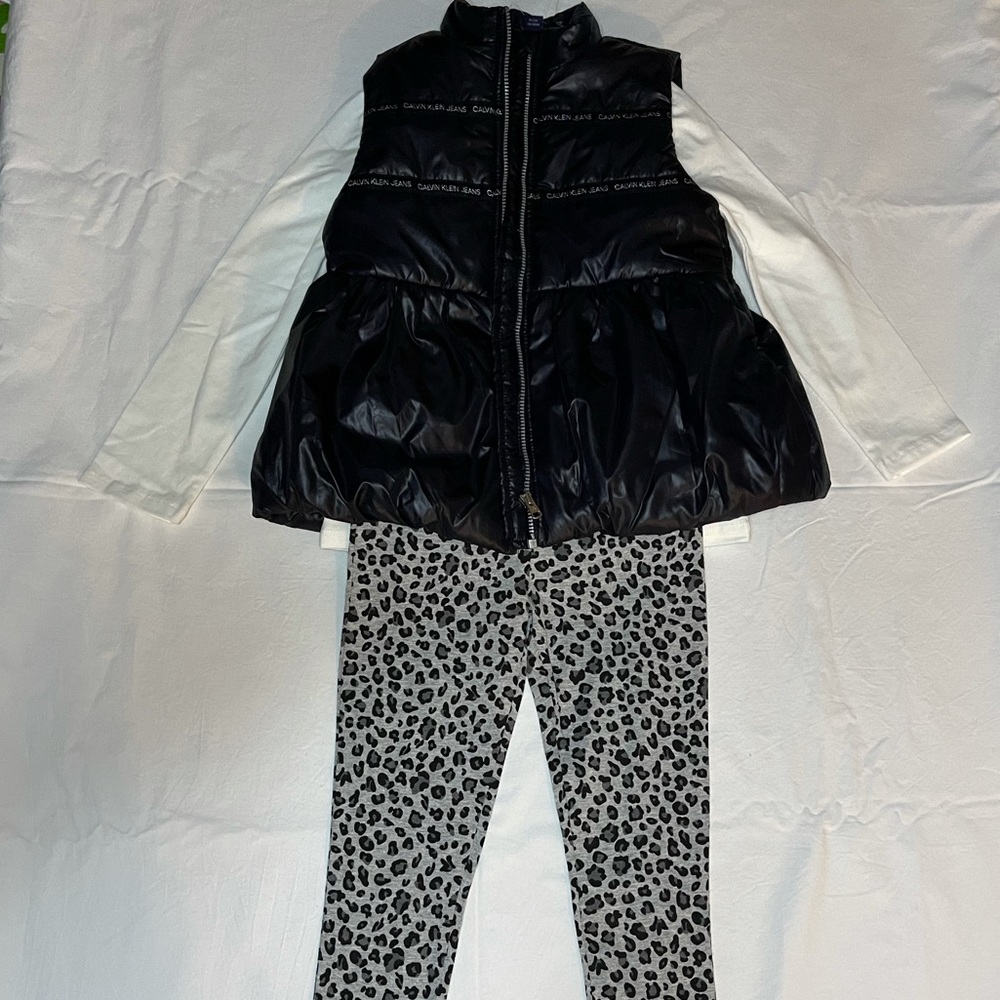 Calvin Klein Jeans Toddler Girls 3 ps set